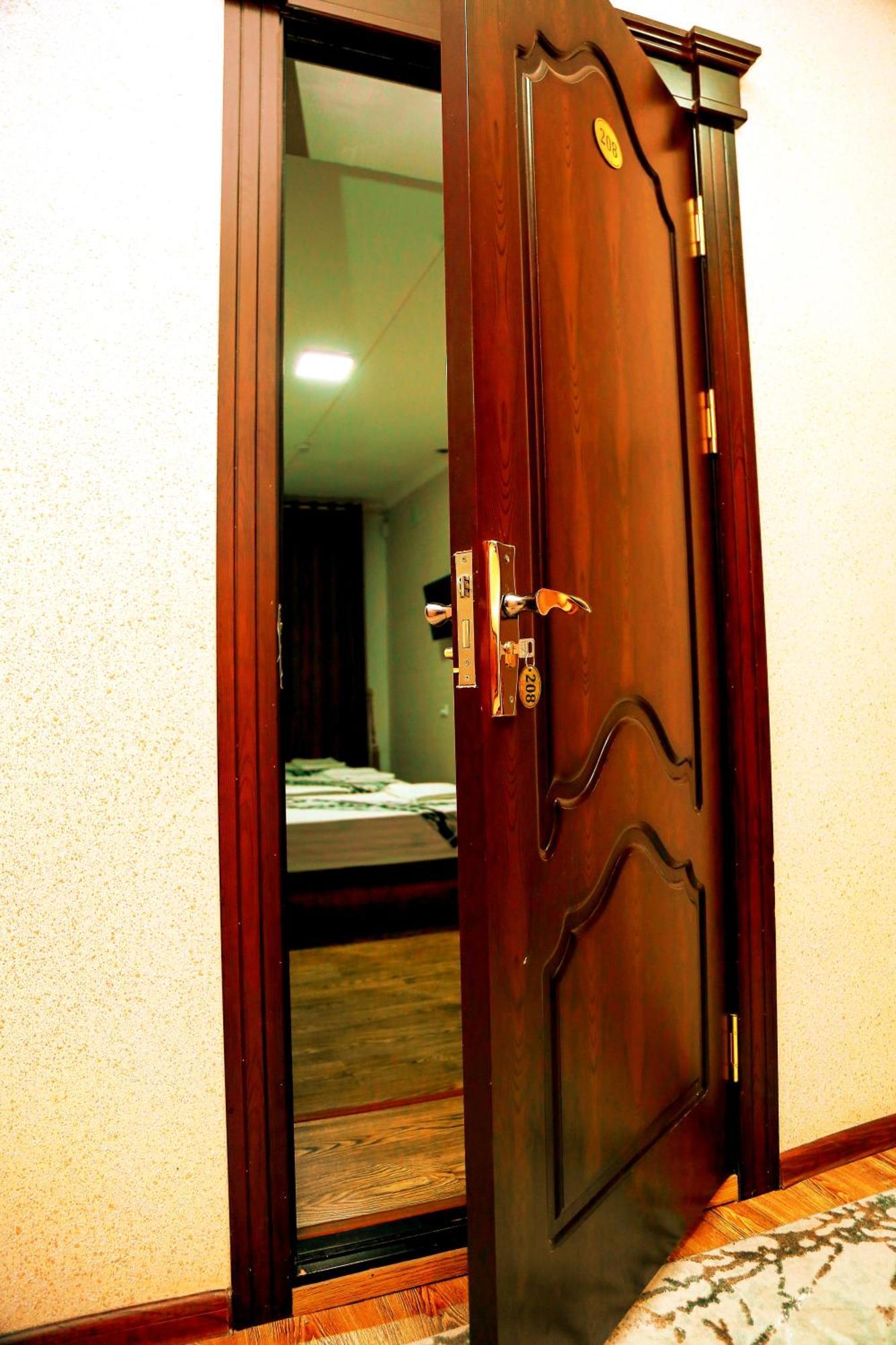 Hotel Mir Адрес Abu Ali Ibn Sino 4A Bukhara Exterior foto